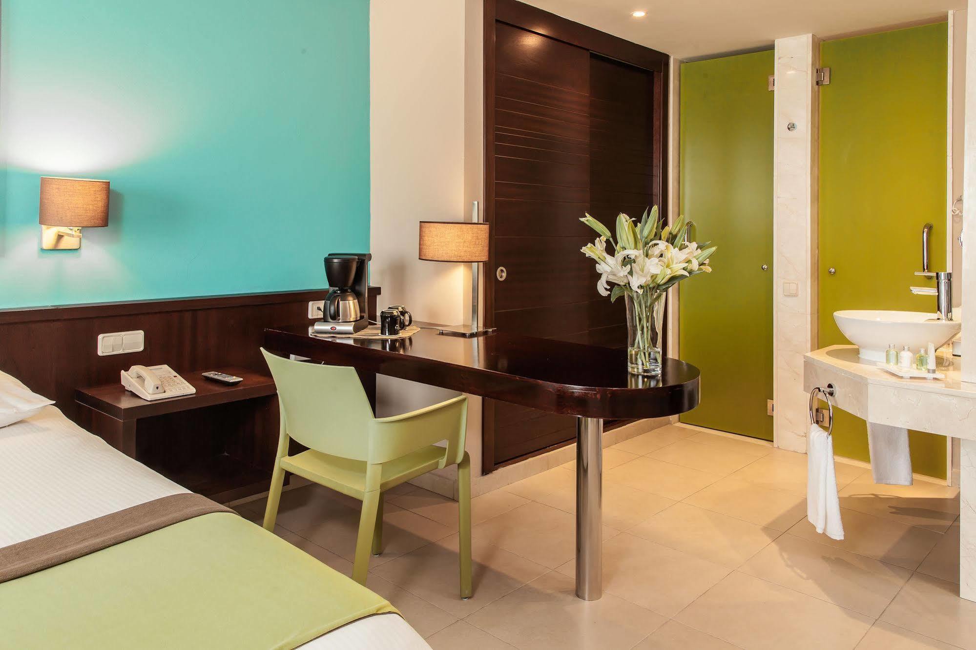 B&B Rooms Пунта Кана Екстериор снимка